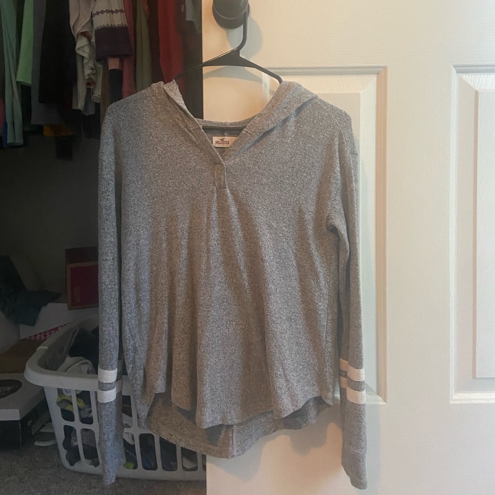 Hooded  long sleeve Hollister shirt